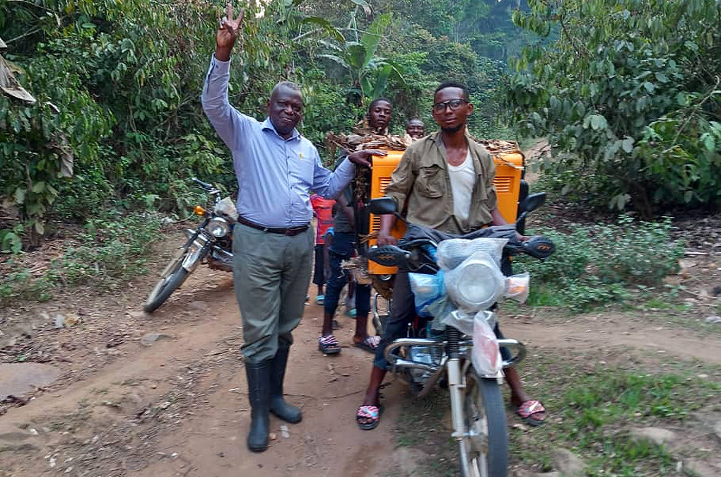 La lumière arrive à Kiphudi